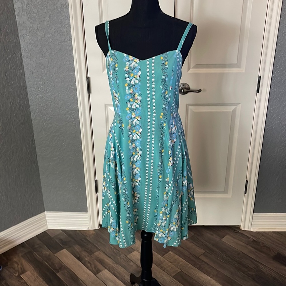 Strappy dress!